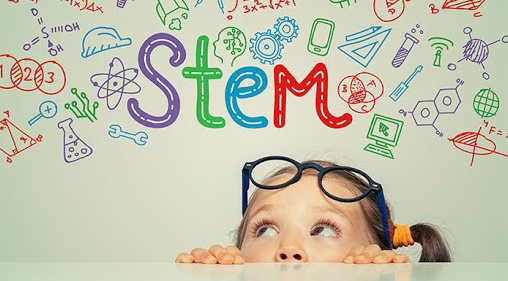 Pendidikan STEM: Mendorong Minat dalam Sains, Teknologi, Rekayasa, dan Matematika