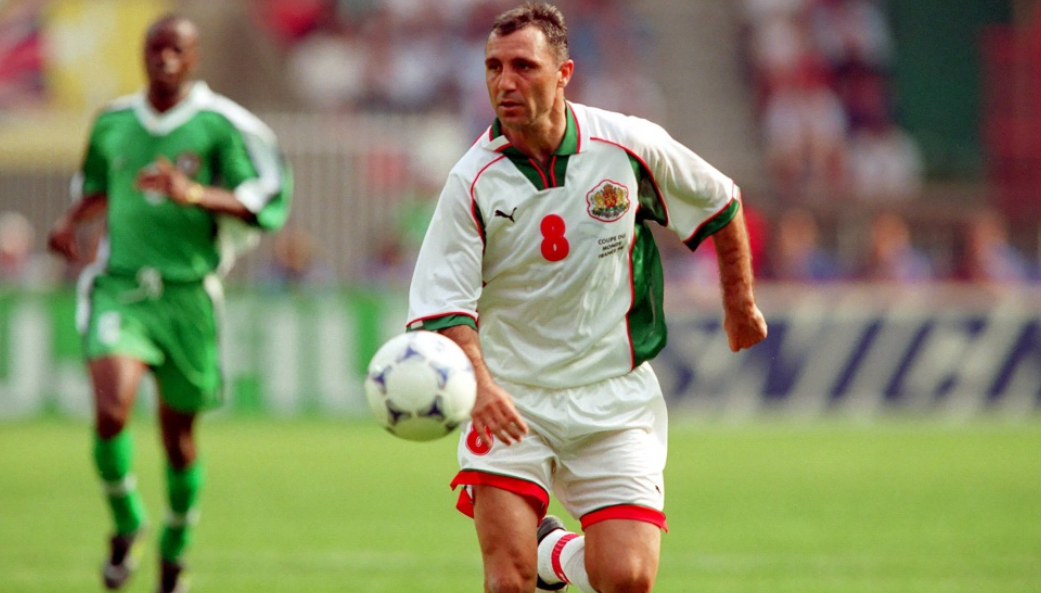 Hristo Stoichkov: Legenda Sepak Bola Bulgaria dengan Gaya Agresif dan Luar Biasa